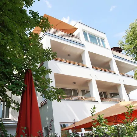 Hotel Babenbergerhof 2*