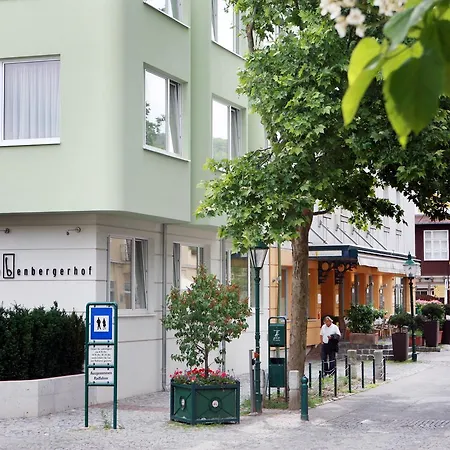 Hotel Babenbergerhof 2*